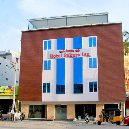 Hotel Sakura Inn Hosūr Extérieur photo